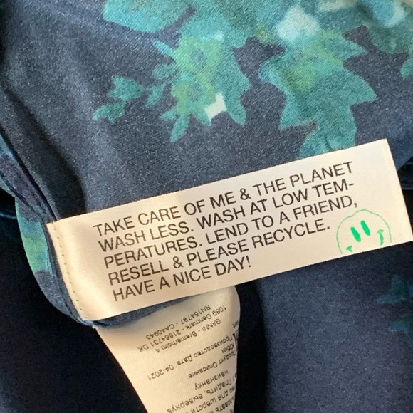 NWT Ganni asymmetrical navy floral-print bias cut silk skirt - Picture 10 of 10